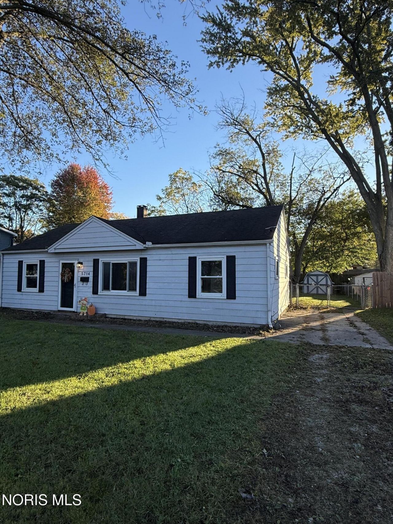 5714 Comet Avenue, Toledo, OH 43623 Main Photo