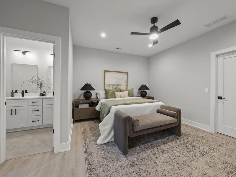 535 W Chapel Street, Columbus, OH 43215 Photo 26