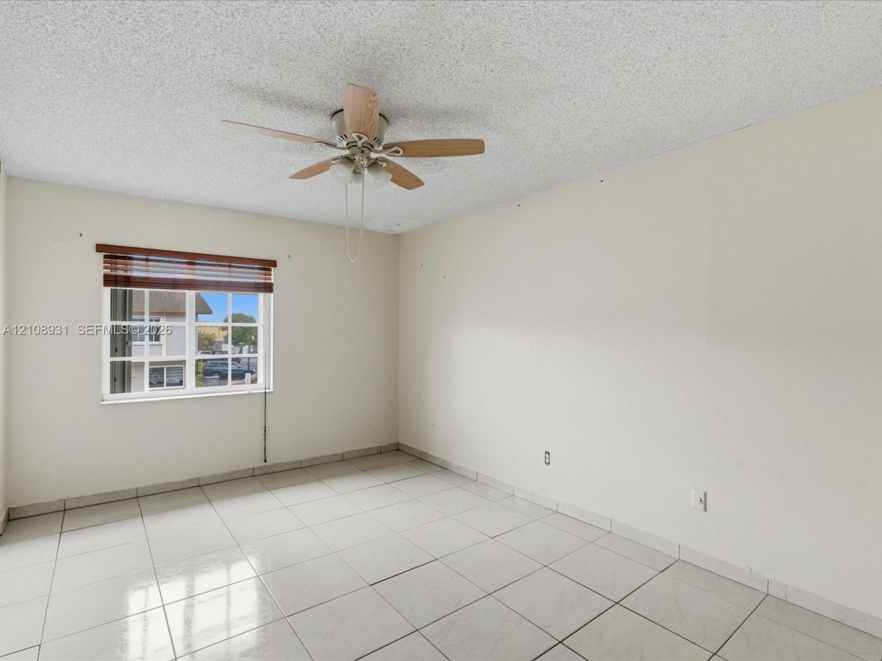 3979 W 9th Ct, Unit 23, Hialeah, FL 33012 Photo