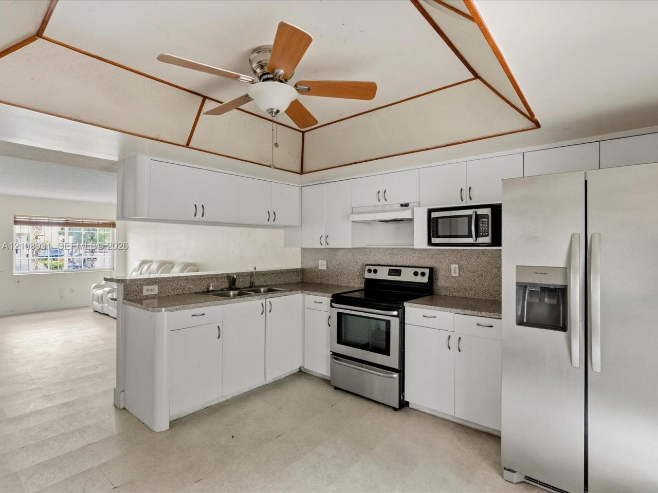 3979 W 9th Ct, Unit 23, Hialeah, FL 33012 Photo