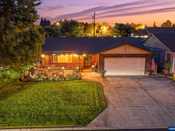 1700 Rainier Rd, Woodburn, OR 97071