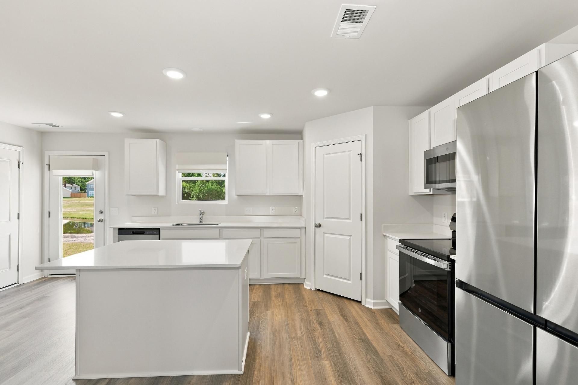 5023 Scow Court Photo 6