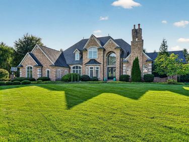 51443 Megan Court, Granger, IN 46530