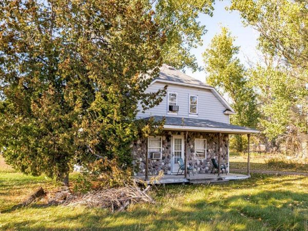 8953 Market Street , Sturgeon Lake, MN 55783