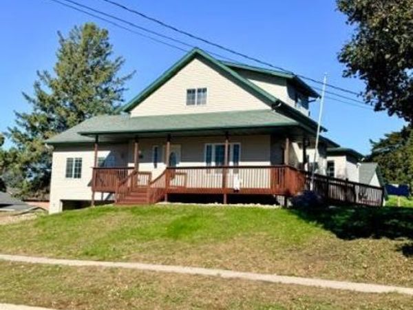 328 Main Street W, Waterville, MN 56096