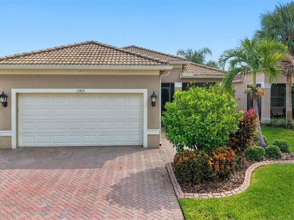 15917 COBBLE MILL DRIVE , WIMAUMA, FL 33598
