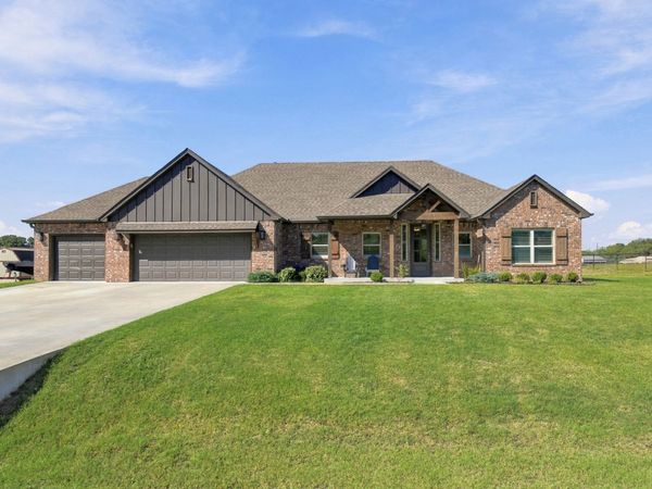 16206 S 251st Avenue E, Coweta, OK 74429