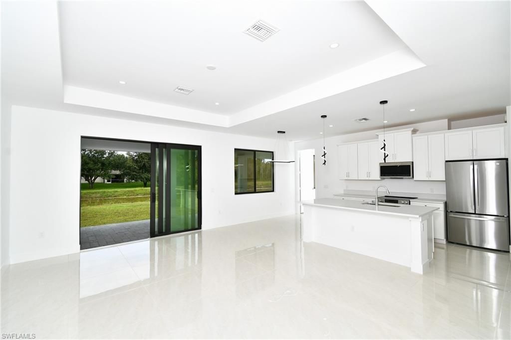 728 La Plata Ave, Lehigh Acres, FL 33974 Photo