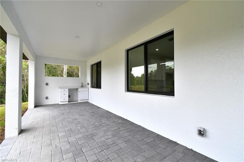728 La Plata Ave, Lehigh Acres, FL 33974 Photo
