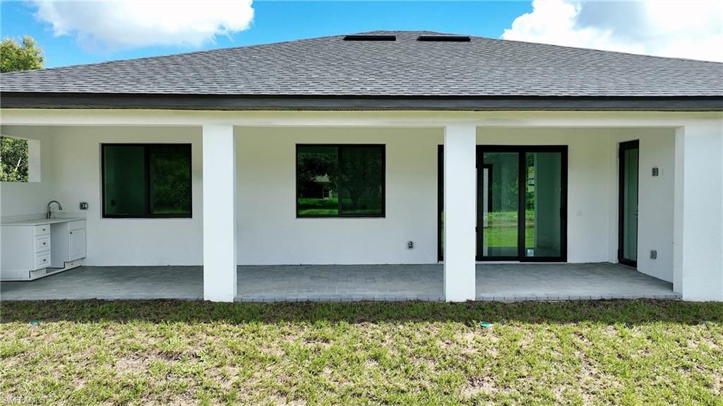 728 La Plata Ave, Lehigh Acres, FL 33974 Photo