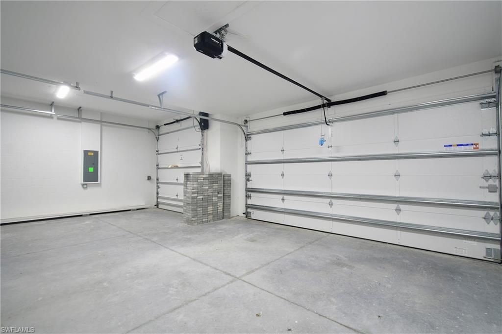 728 La Plata Ave, Lehigh Acres, FL 33974 Photo
