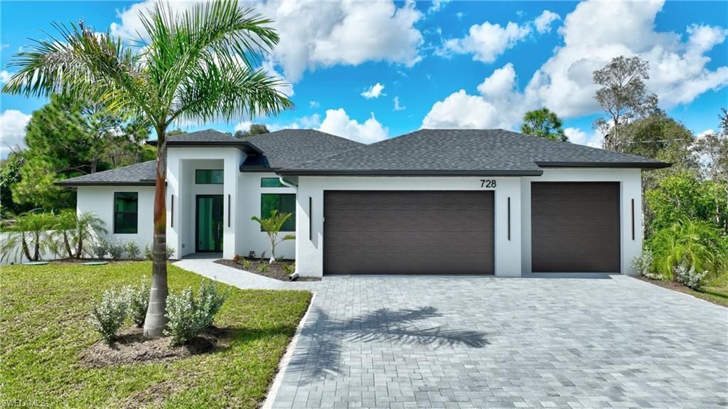 728 La Plata Ave, Lehigh Acres, FL 33974 Photo