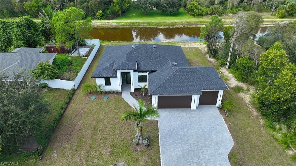 728 La Plata Ave, Lehigh Acres, FL 33974 Photo
