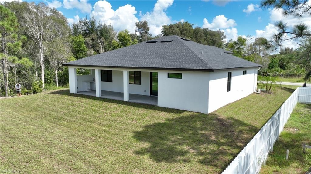 728 La Plata Ave, Lehigh Acres, FL 33974 Photo