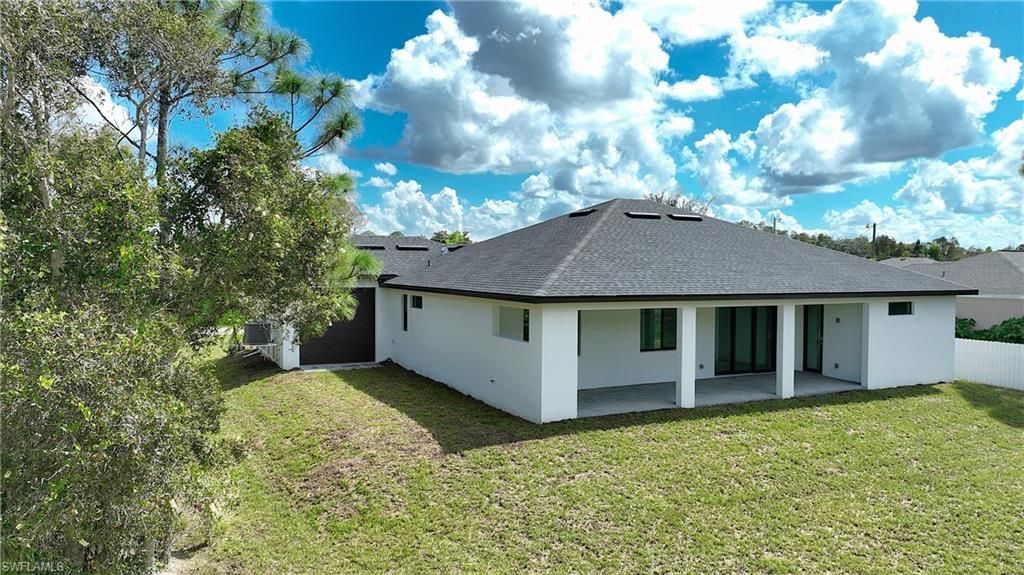 728 La Plata Ave, Lehigh Acres, FL 33974 Photo