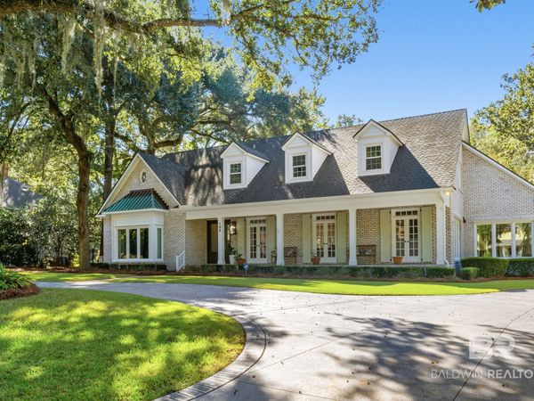105 Deer Ct, Daphne, AL 36526