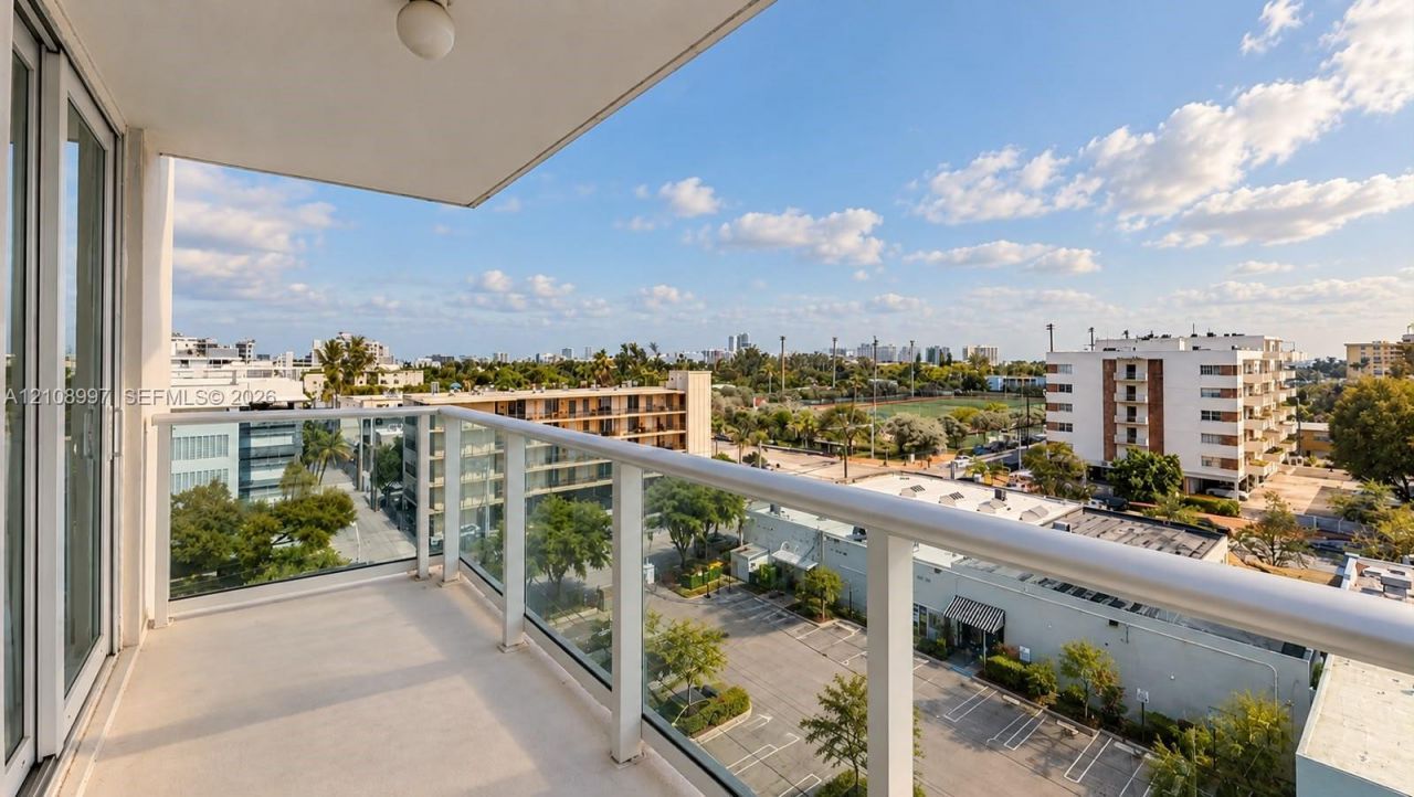 1035 West Ave, Unit 704, Miami Beach, FL 33139 Photo