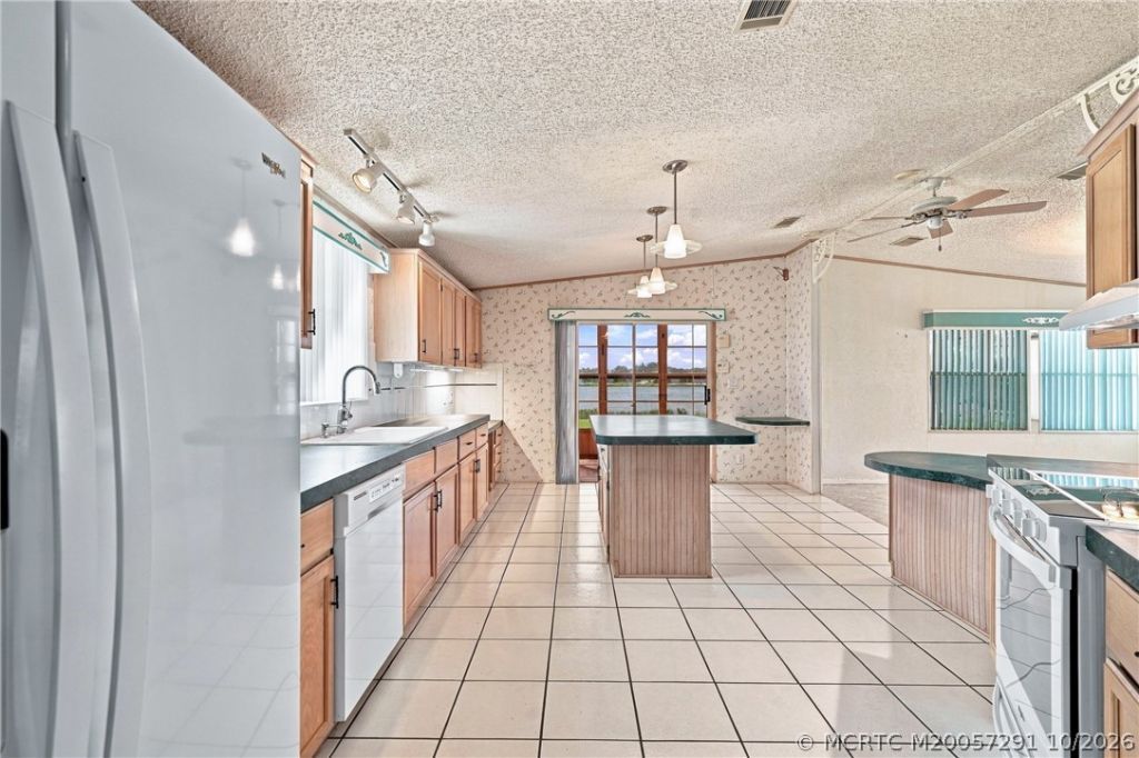 8901 SW Chevy Circle , Stuart, FL 34997 Photo