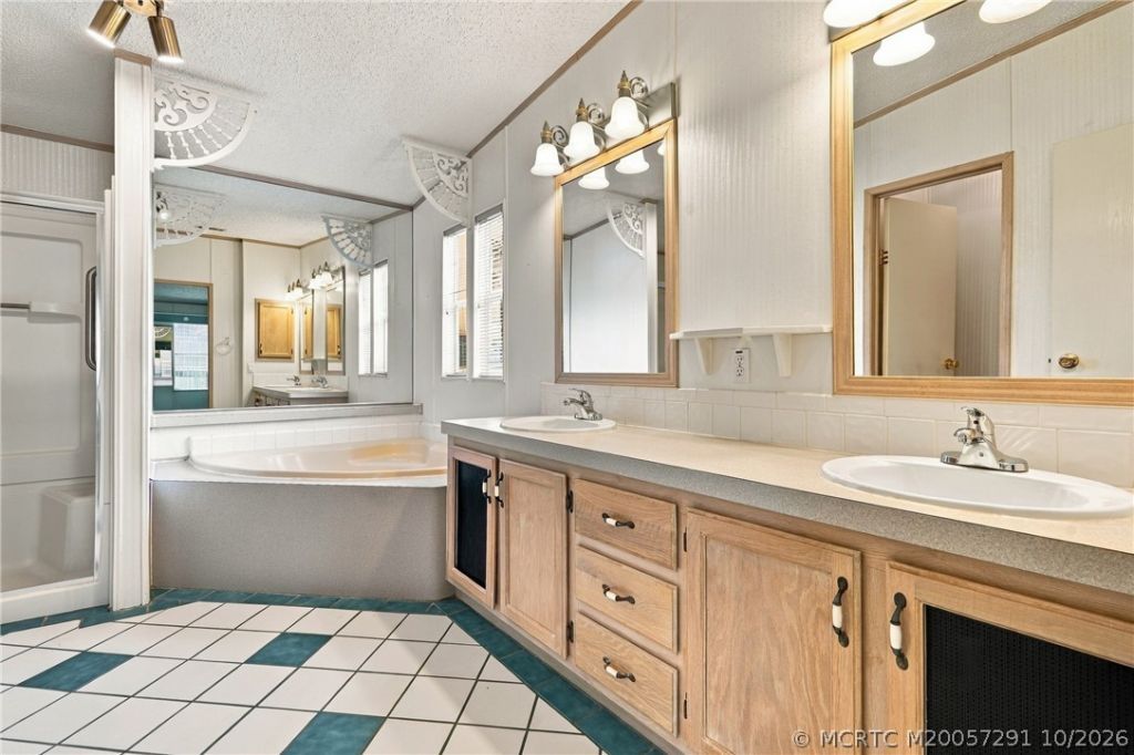 8901 SW Chevy Circle , Stuart, FL 34997 Photo