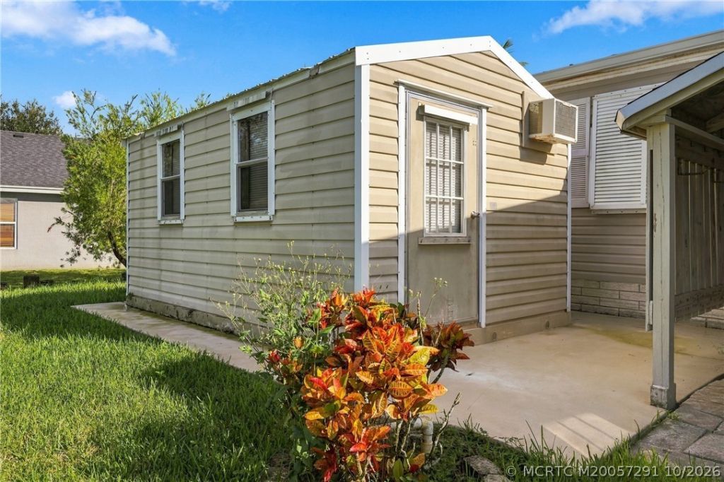 8901 SW Chevy Circle , Stuart, FL 34997 Photo