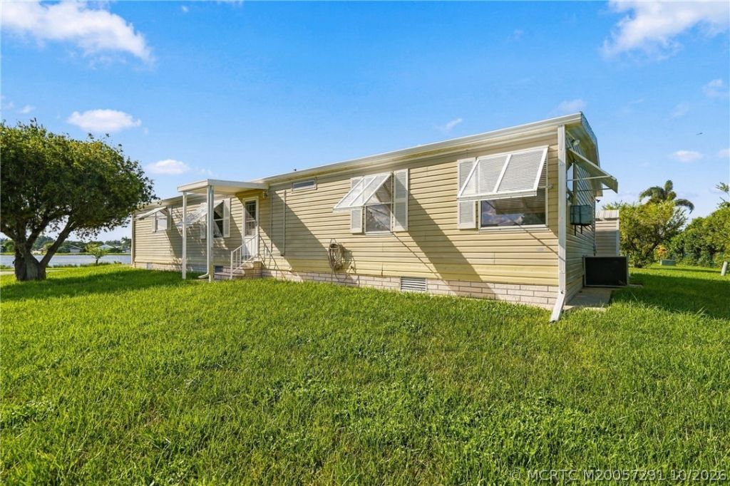 8901 SW Chevy Circle , Stuart, FL 34997 Photo