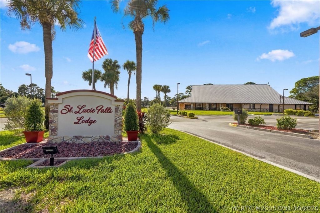 8901 SW Chevy Circle , Stuart, FL 34997 Photo