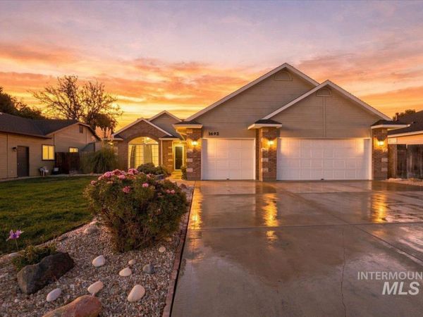 1692 S Goldsmith Ave, Meridian, ID 83642