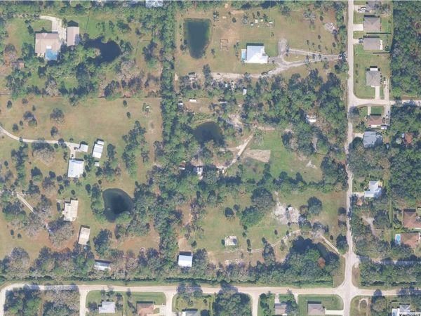 8975 104TH Avenue, Vero Beach, FL 32967