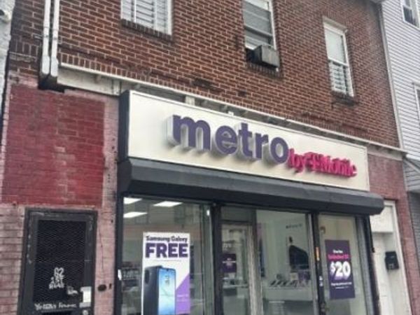 62 3rd St, Elizabeth, NJ 07206