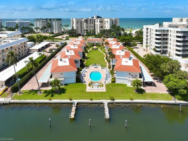 3070 Gulf Shore BLVD N, Unit 209, NAPLES, FL 34103