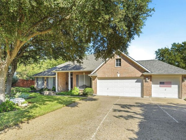 2809 Loncola CT, Round Rock, TX 78681