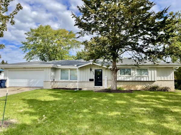 6864 N 85th St, Milwaukee, WI 53224