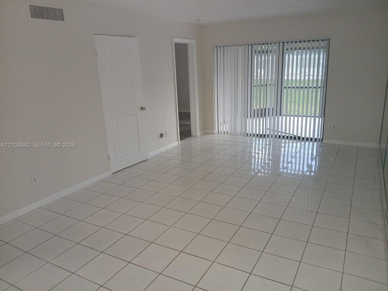 3396 Foxcroft Rd , Unit 106, Miramar, FL 33025 Photo