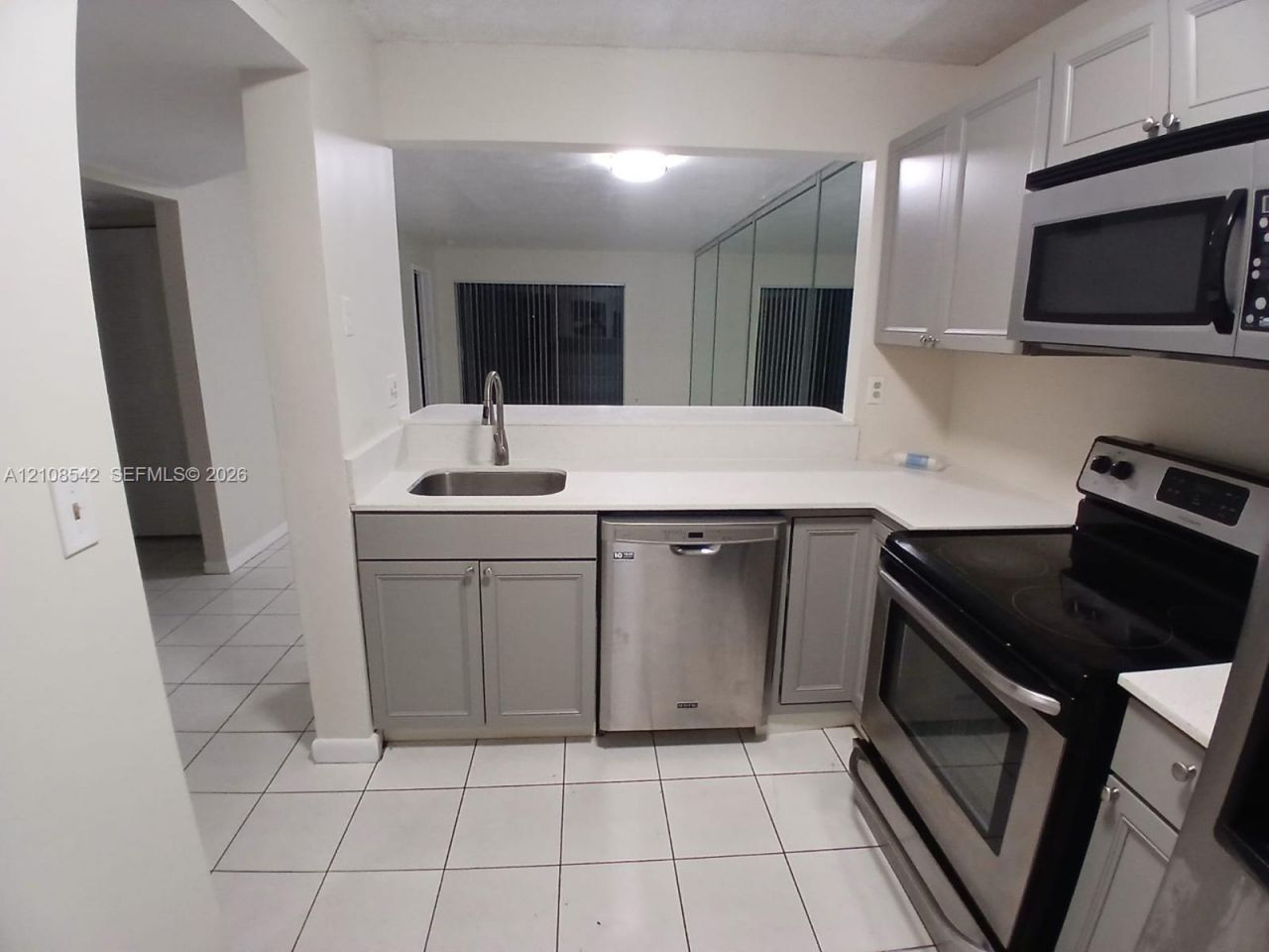 3396 Foxcroft Rd , Unit 106, Miramar, FL 33025 Photo