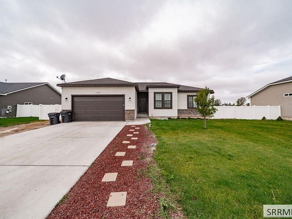 1245 Ernest Drive, IDAHO FALLS, ID 83402