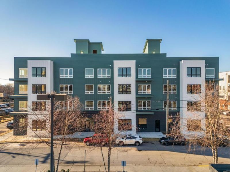 1603 Long Street, Unit 401, Chattanooga, TN 37408 Main Photo