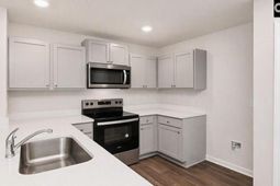 808 Gatestone Way  photo 4