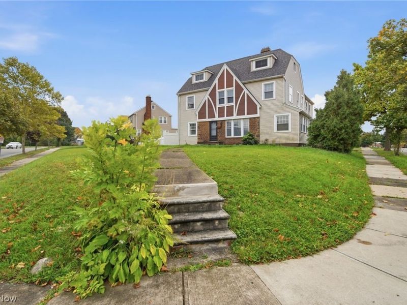3428 Milverton Road, Unit 1, Shaker Heights, OH 44120 Photo 4
