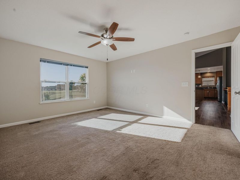 159 Chestnut Commons Drive, Commercial Point, OH 43116 Photo 25