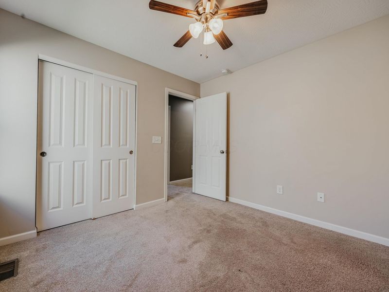 159 Chestnut Commons Drive, Commercial Point, OH 43116 Photo 31