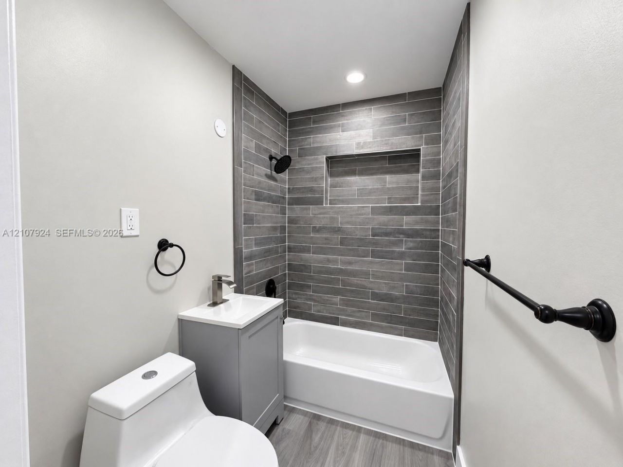 2377 NW 35th St , Unit Rear, Miami, FL 33142 Photo