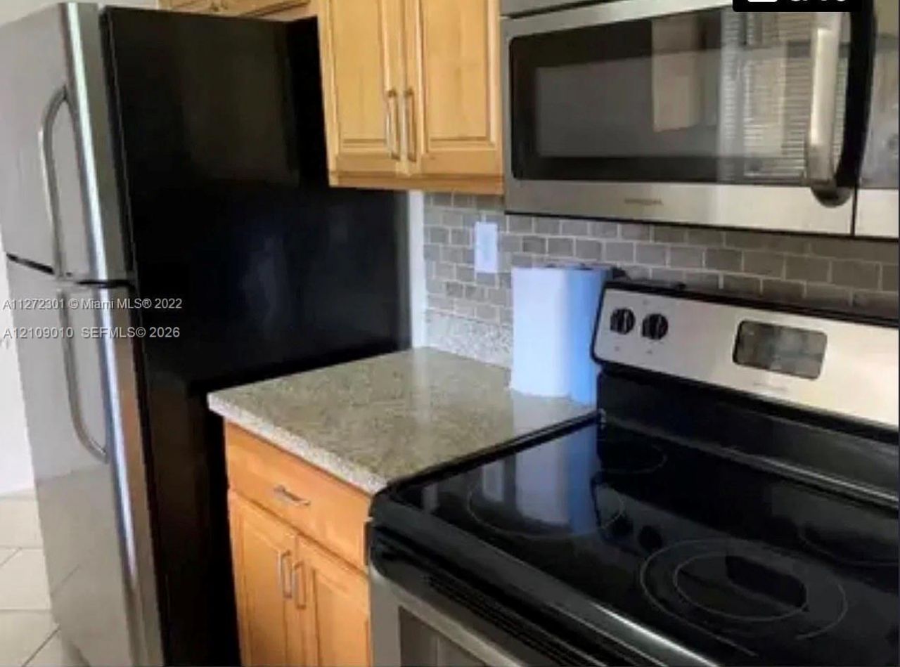 8601 SW 94th St , Unit 107W, Miami, FL 33156 Photo
