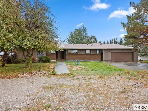 167 N 4200 E, RIGBY, ID 83442