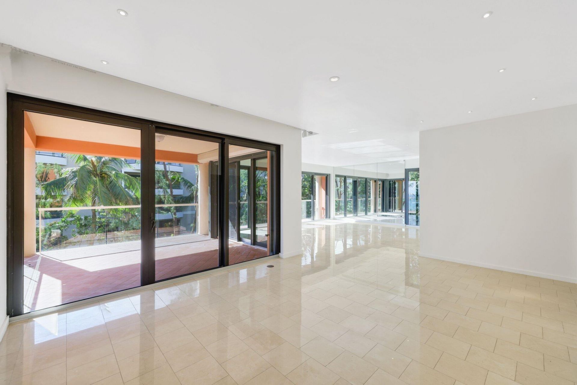 2 N Breakers Row, Unit S32, Palm Beach, FL 33480 Photo