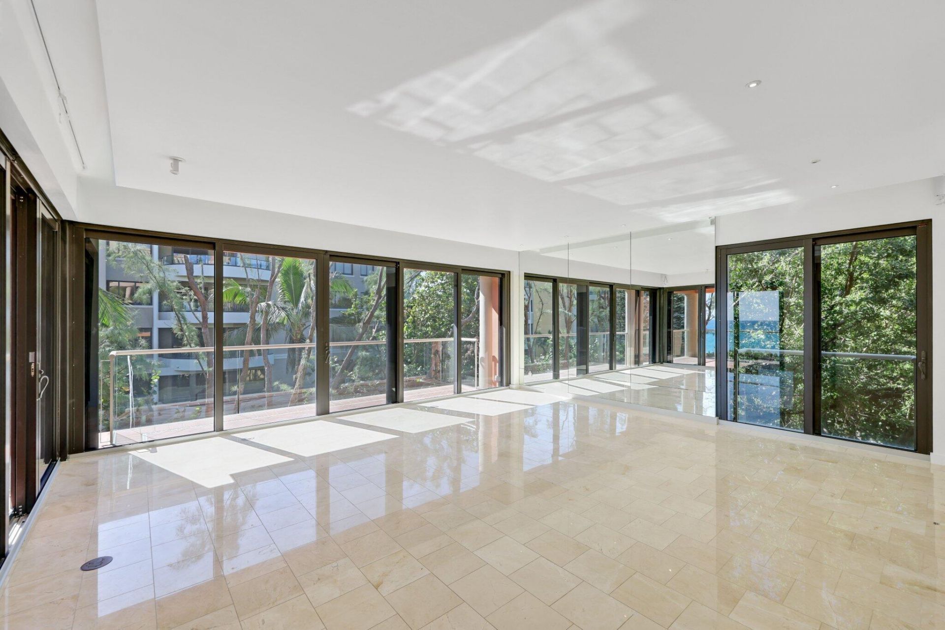 2 N Breakers Row, Unit S32, Palm Beach, FL 33480 Photo