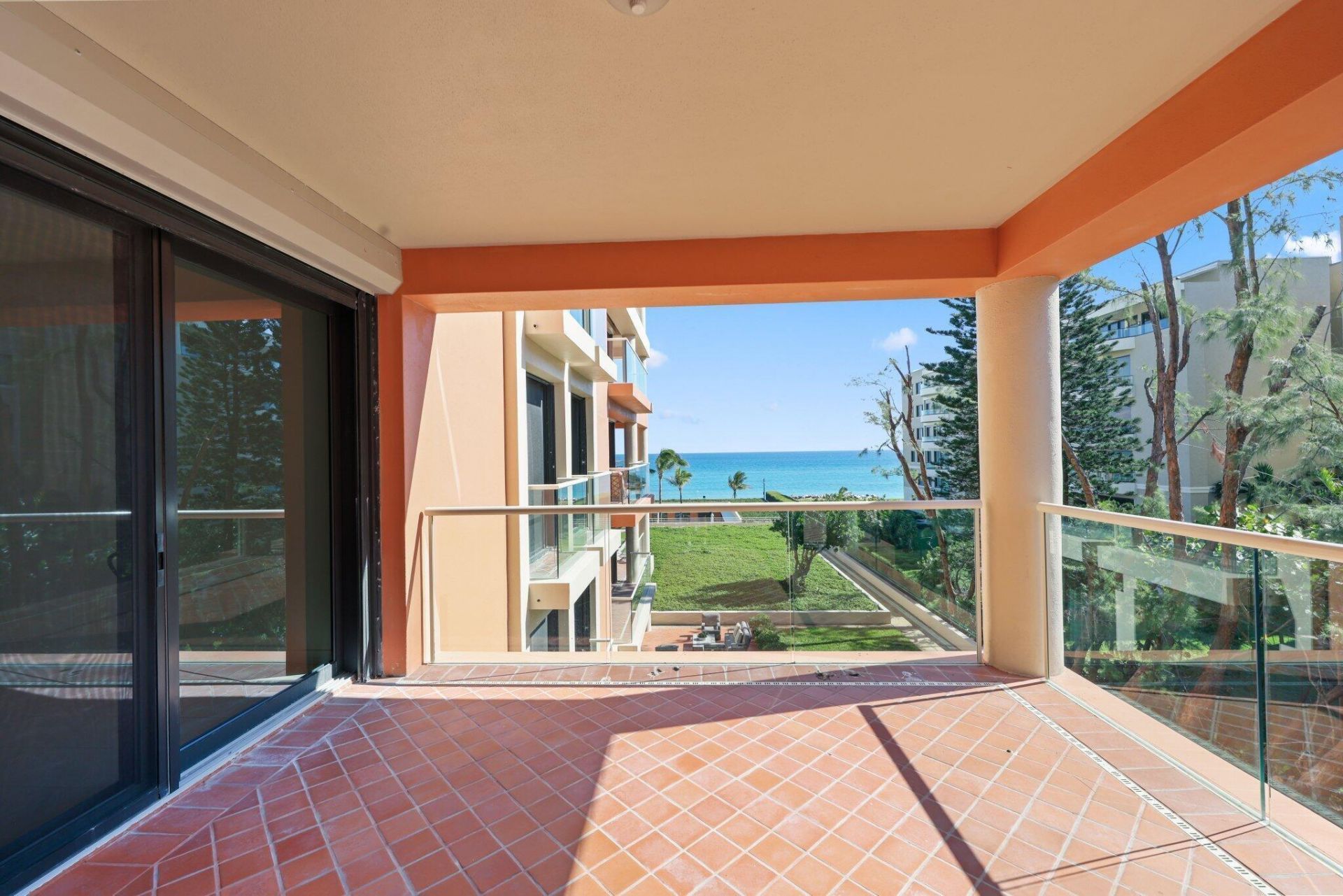 2 N Breakers Row, Unit S32, Palm Beach, FL 33480 Photo