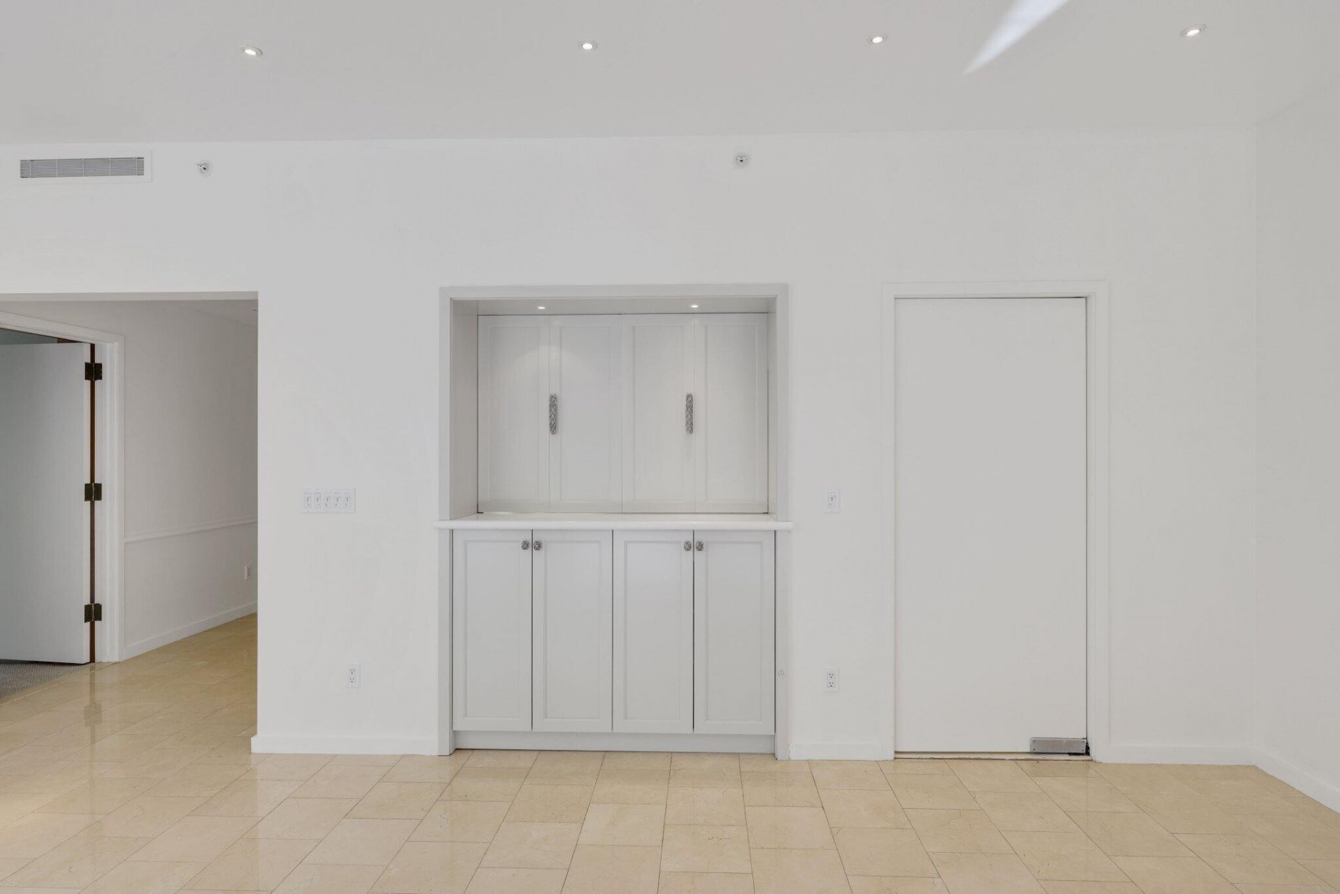 2 N Breakers Row, Unit S32, Palm Beach, FL 33480 Photo