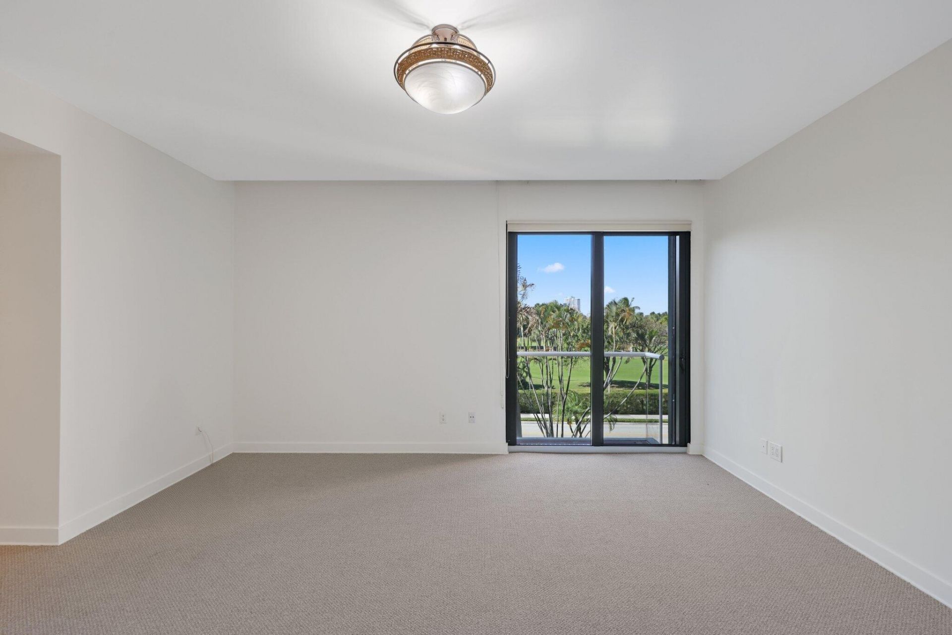 2 N Breakers Row, Unit S32, Palm Beach, FL 33480 Photo