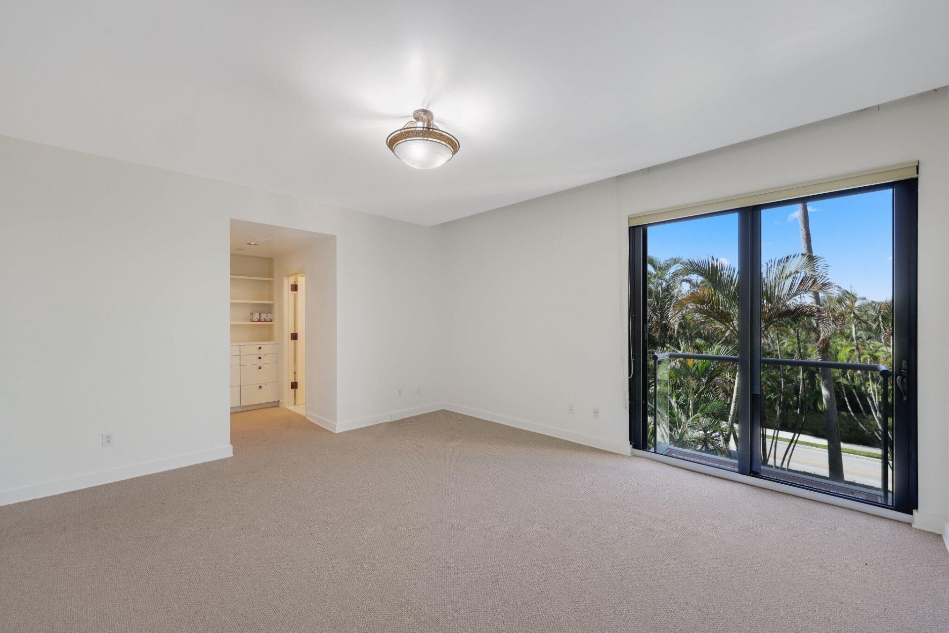 2 N Breakers Row, Unit S32, Palm Beach, FL 33480 Photo