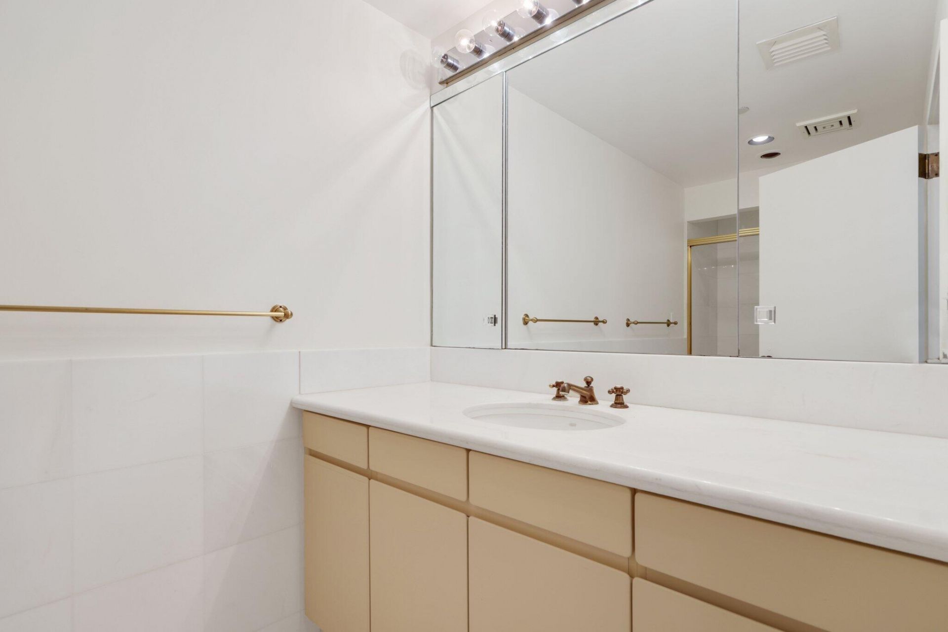 2 N Breakers Row, Unit S32, Palm Beach, FL 33480 Photo